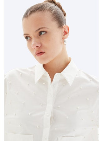 Laura Pearl Button-Up